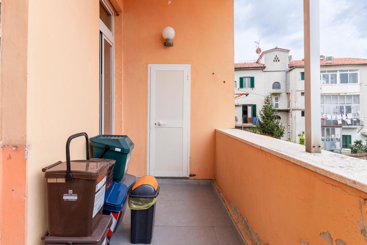 Piazza Sforzini Cozy Apartment Near The Sea! Livourne Extérieur photo